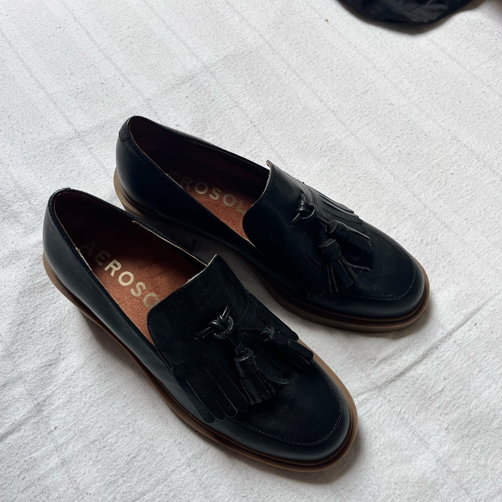 AEROSOLES Black Tassel Loafers Slip-Ons